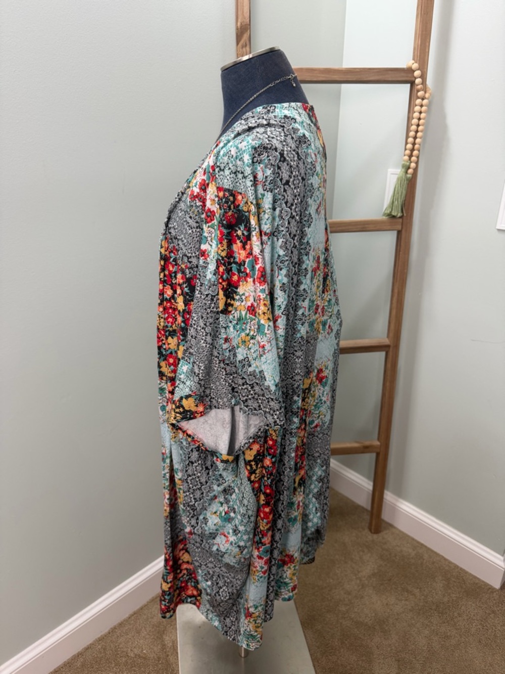 Cacique Blue Floral Sleepwear Romper & Robe Set Size 26/28 - Picture 2 of 7